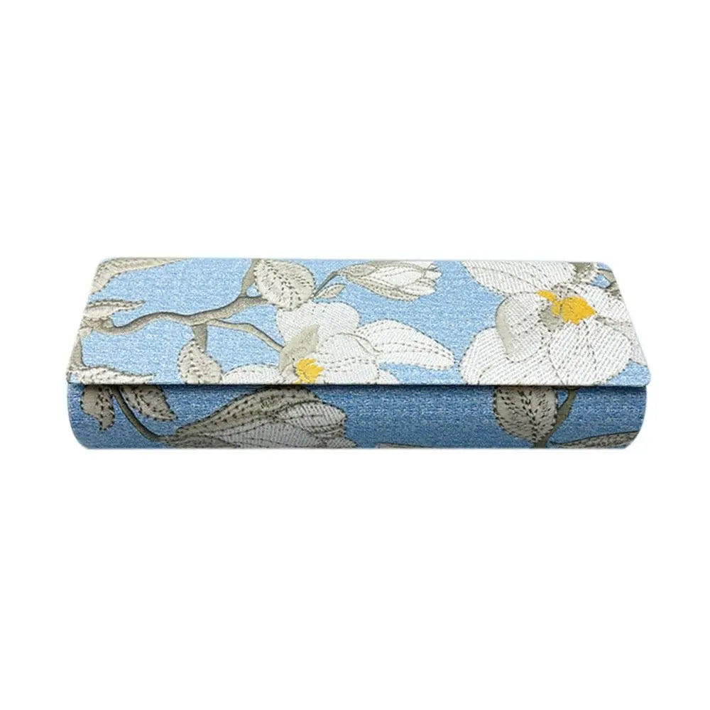 Etui