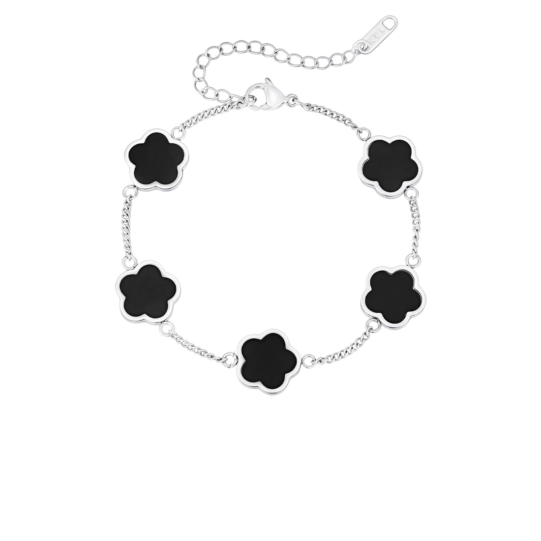 Aureliss Armband in Silber mit fünf schwarzen Blumenmotiven an einer filigranen Gliederkette auf weißem Hintergrund